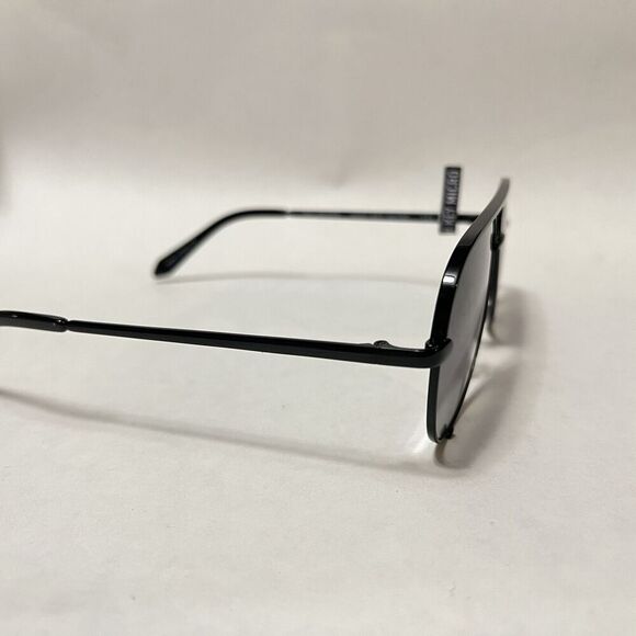 Quay High Key Medium (Micro) Polarized Sunglasses Black Fade Aviators - Picture 8 of 8